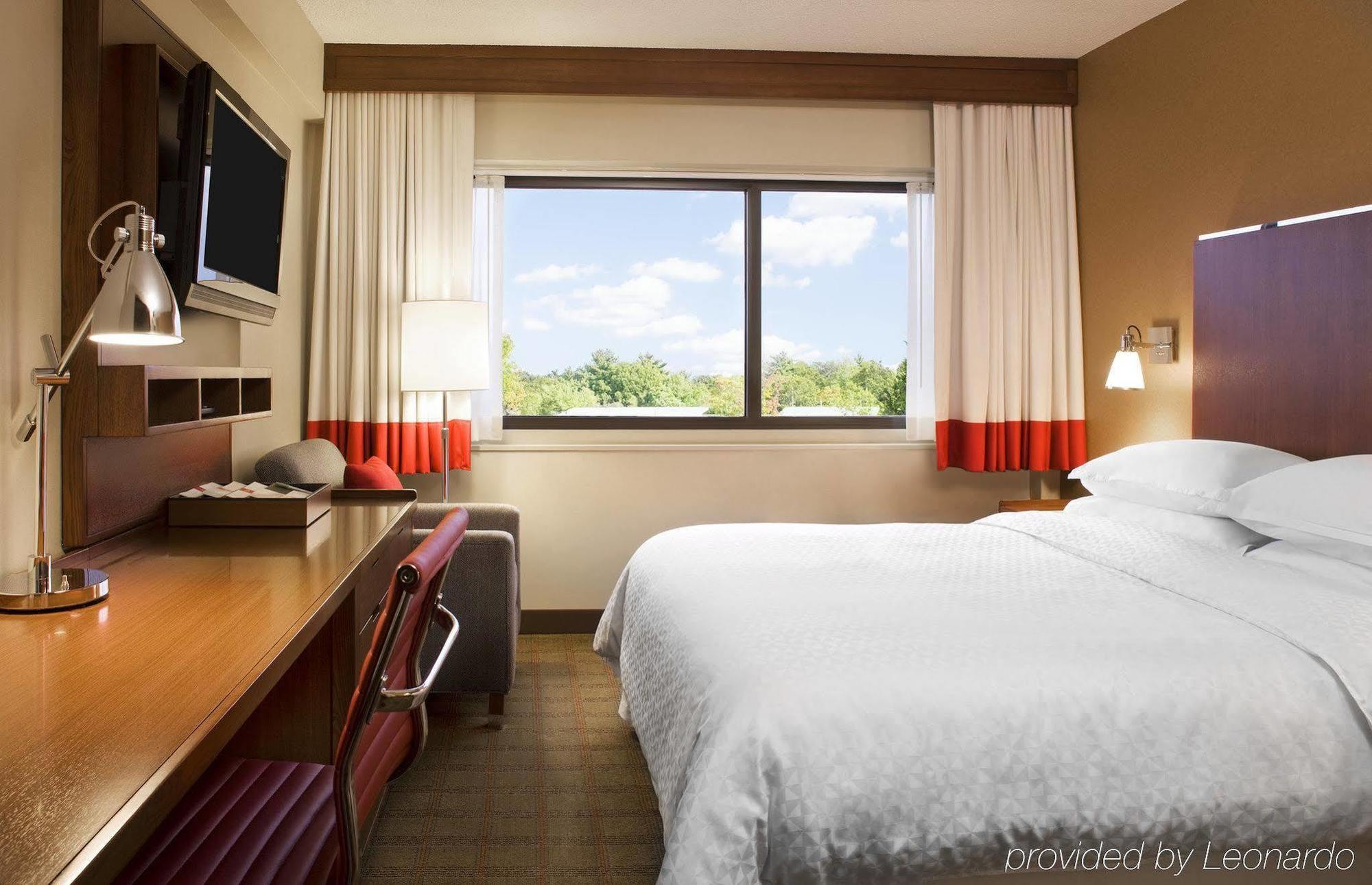 Doubletree By Hilton Manhattan, Ks Dış mekan fotoğraf